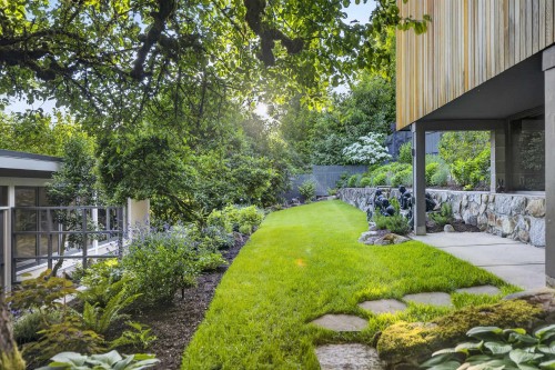 2968 Mathers Crescent, West Vancouver, BC 