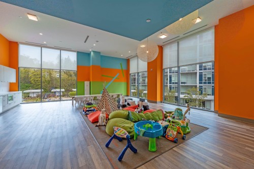 1-8599 River District Crossing, Vancouver, BC 