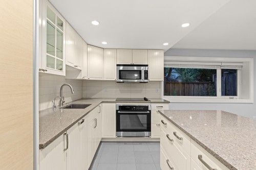 6297 Mackenzie Street, Vancouver, BC 