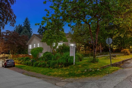 6297 Mackenzie Street, Vancouver, BC 