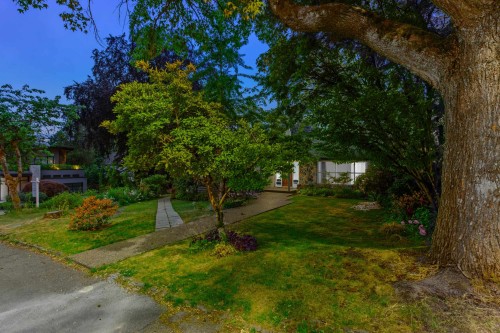 6297 Mackenzie Street, Vancouver, BC 