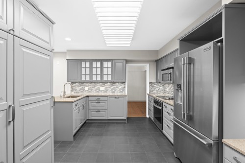 6297 Mackenzie Street, Vancouver, BC 