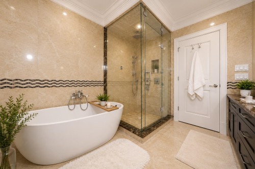 6240 Bellflower Drive, Richmond, BC - Indoor Photo Showing Bathroom