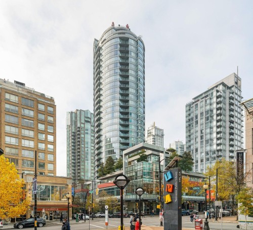 610-833 Homer Street  Vancouver, BC V6B 0H4