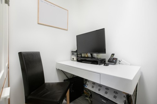 404-8120 Lansdowne Road, Richmond, BC 