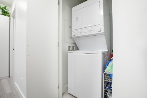 404-8120 Lansdowne Road, Richmond, BC 
