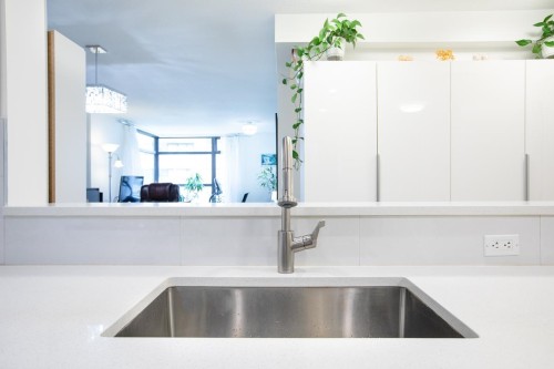 404-8120 Lansdowne Road, Richmond, BC 