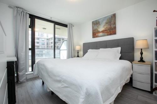 404-8120 Lansdowne Road, Richmond, BC 