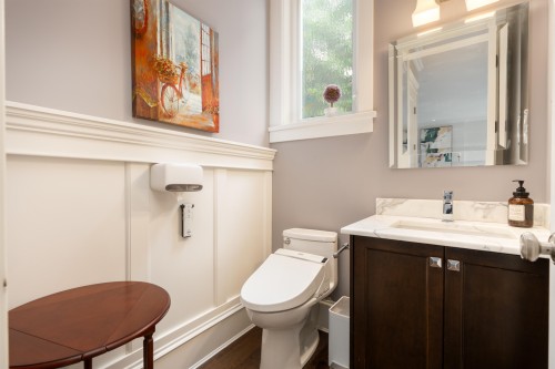 1479 Mathers Avenue, West Vancouver, BC 