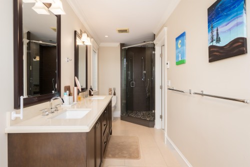 1479 Mathers Avenue, West Vancouver, BC 