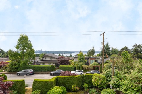1479 Mathers Avenue, West Vancouver, BC 