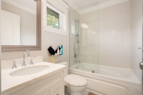 1479 Mathers Avenue, West Vancouver, BC 