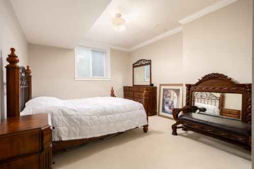 1479 Mathers Avenue, West Vancouver, BC 