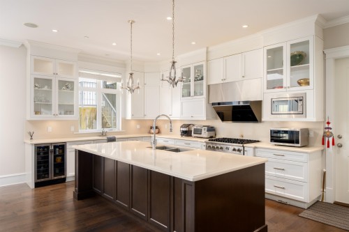 1479 Mathers Avenue, West Vancouver, BC 