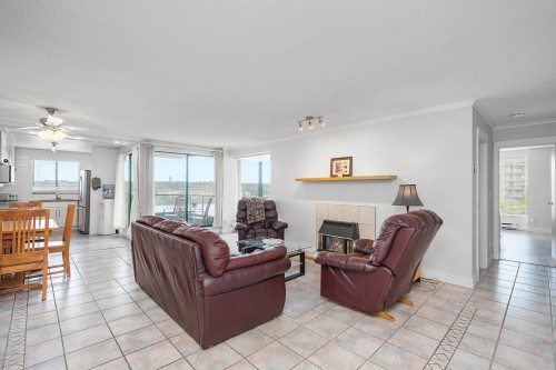 502-420 Carnarvon Street  New Westminster, BC V3L 5P1