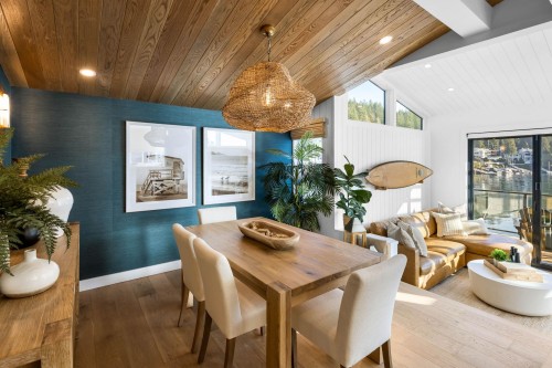 184 Turtlehead Road, Belcarra, BC - Indoor Photo Showing Dining Room
