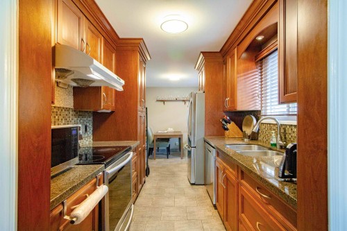 807 Greene Street, Coquitlam, BC 
