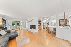 507 Jefferson Avenue  Coquitlam, BC V3J 3T7