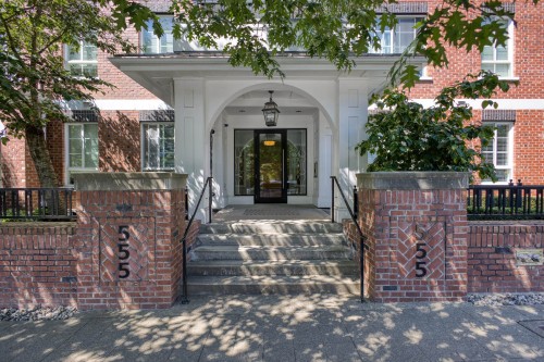 415-555 Foster Avenue  Coquitlam, BC V3J 0B6