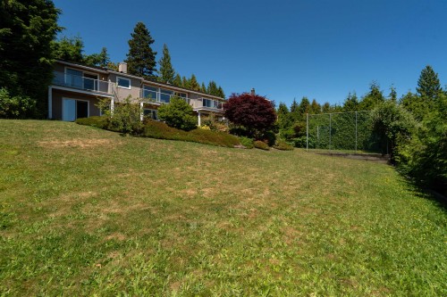 1440 Sandhurst Place, West Vancouver, BC 