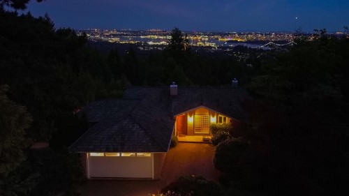 1440 Sandhurst Place, West Vancouver, BC 