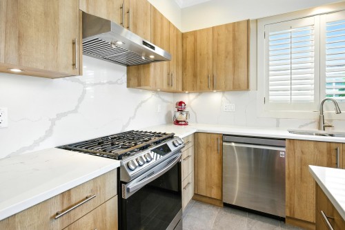 4420 Collingwood Street, Vancouver, BC 