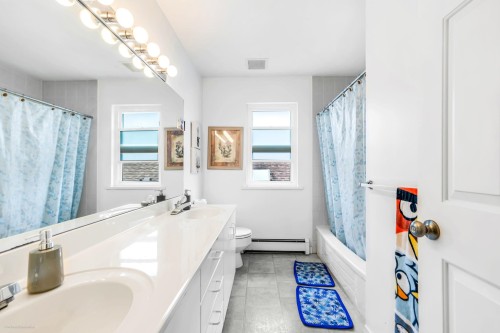 6227 Crescent Place, Delta, BC 