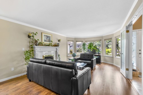 6227 Crescent Place, Delta, BC 