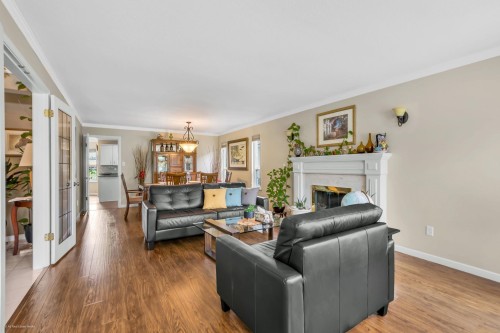6227 Crescent Place, Delta, BC 