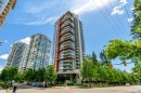 805-3096 Windsor Gate, Coquitlam, BC 