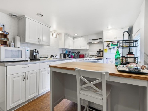 2076 Turner Street, Vancouver, BC 