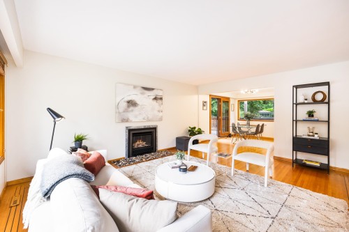 1561 Merlynn Crescent, North Vancouver, BC 