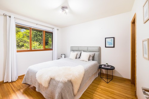 1561 Merlynn Crescent, North Vancouver, BC 