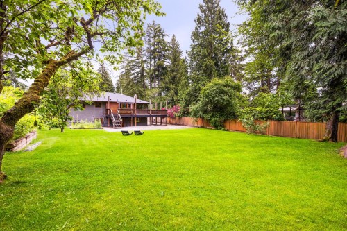1561 Merlynn Crescent, North Vancouver, BC 