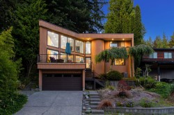 159 Roe Drive  Port Moody, BC V3H 3M9