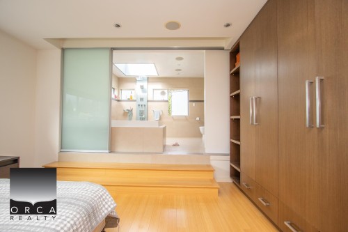 1741 Ottawa Avenue, West Vancouver, BC 
