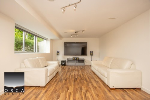 1741 Ottawa Avenue, West Vancouver, BC 