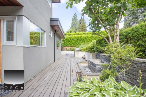 1741 Ottawa Avenue, West Vancouver, BC 