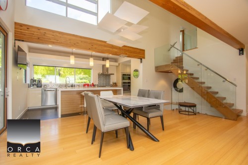 1741 Ottawa Avenue, West Vancouver, BC 