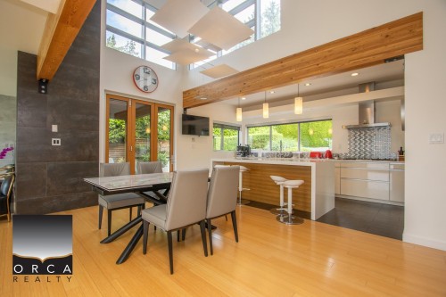 1741 Ottawa Avenue, West Vancouver, BC 