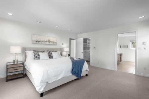 3985 14Th Avenue W, Vancouver, BC 