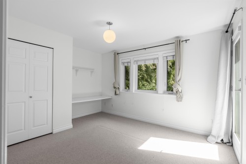 3985 14Th Avenue W, Vancouver, BC 