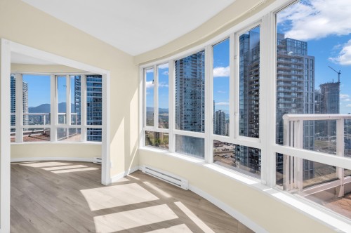 2804-6220 Mckay Avenue, Burnaby, BC 