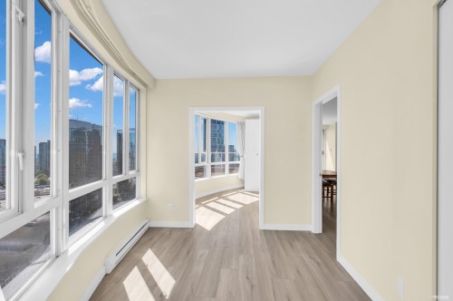 2804-6220 Mckay Avenue, Burnaby, BC 