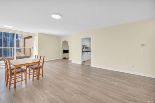 2804-6220 Mckay Avenue, Burnaby, BC 
