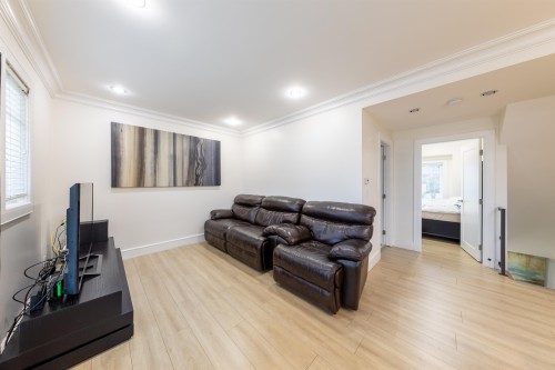 3389 21St Avenue W, Vancouver, BC 