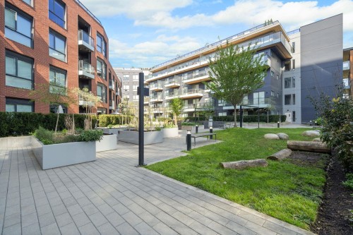 3559 Kent Avenue North E, Vancouver, BC - Outdoor
