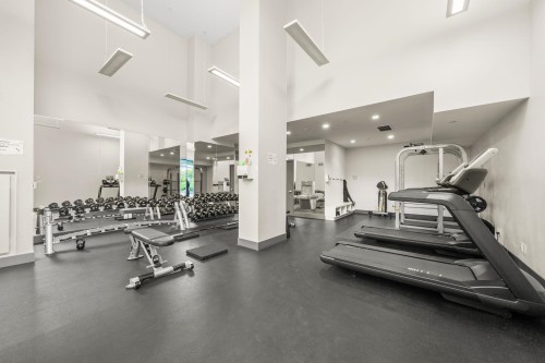 3559 Kent Avenue North E, Vancouver, BC - Indoor Photo Showing Gym Room