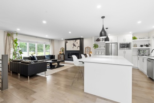 2382 Patricia Avenue, Port Coquitlam, BC 