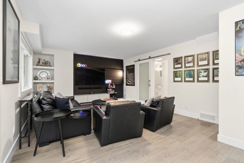 2382 Patricia Avenue, Port Coquitlam, BC 